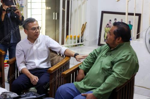 FAHMI FADZIL