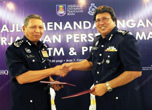 TAN SRI ISMAIL OMAR