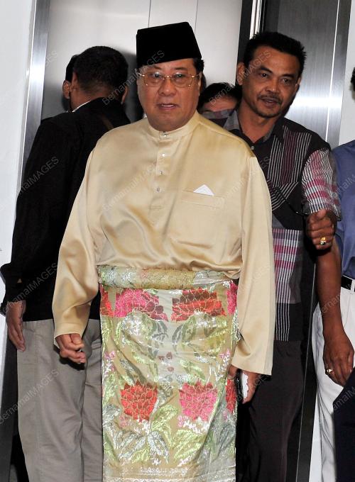 SG01_14082015_KES_MAHKAMAH