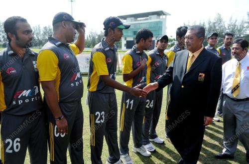 SG01_14102012_CRICKET