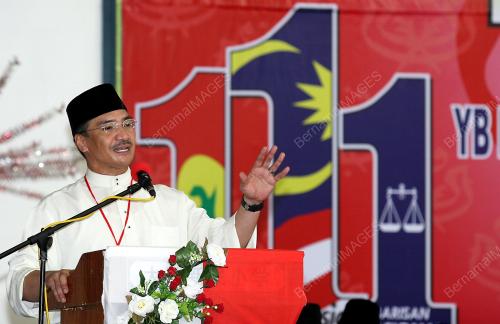 DATUK SERI HISHAMMUDDIN TUN HUSSEIN