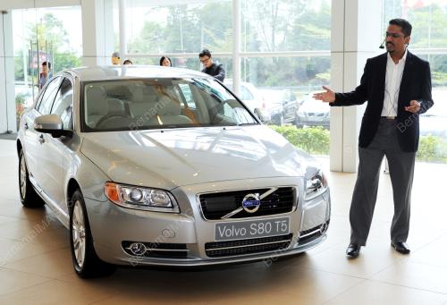 VOLVO
