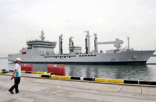 SG01_15072016_KAPAL_INDIA