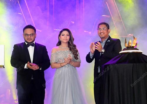 DATUK SERI AHMAD FAIZAL AZUMU
