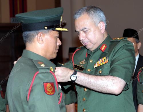 RAJA DR NAZRIN SHAH