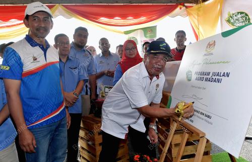 DATUK SERI MOHAMAD SABU