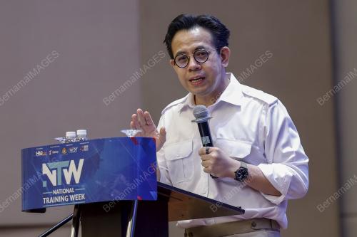 STEVEN SIM CHEE KEONG