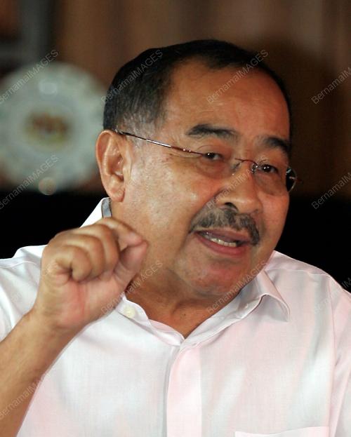 DATUK SERI ABDUL AZIZ SAMSUDDIN