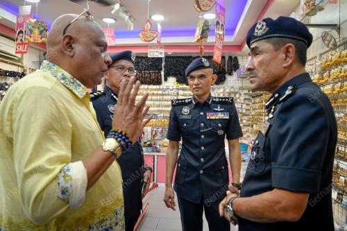 DATUK SHAZELI KAHAR