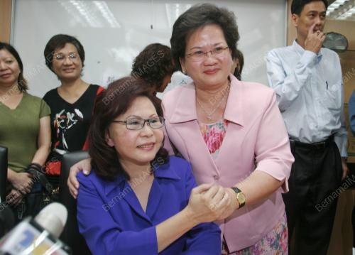 DR TAN YEE KEW