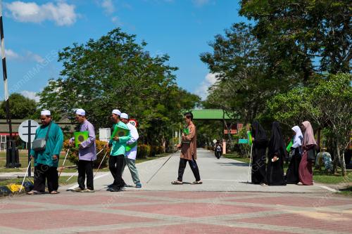PELAJAR OKU DARUL QURAN NUZUL QURAN