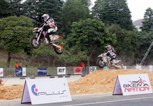 SG01_18122016_SUPERMOTO