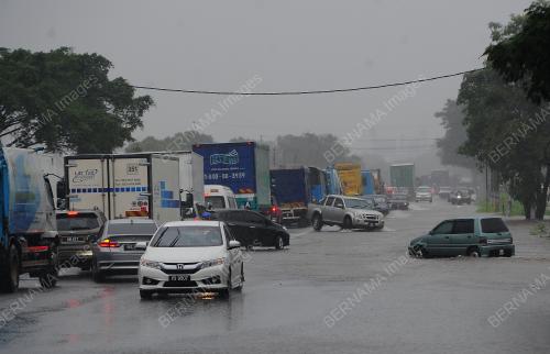TINJAUAN BANJIR KILAT