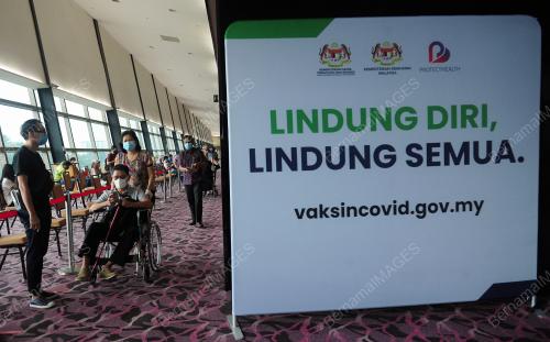 TINJAUAN LALUAN KHAS PENERIMA VAKSIN YANG BERKERUSI RODA