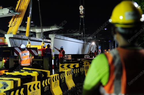 PELANCARAN U-GIRDER PROJEK LRT3