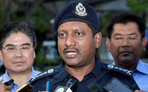 DATUK HUSSEIN OMAR KHAN