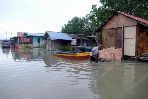 FENOMENA AIR LAUT PASANG BESAR