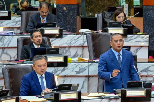 DATUK SERI AMIRUDIN SHARI