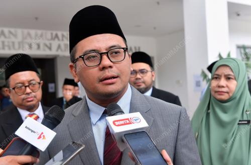 DATUK SERI AMIRUDIN SHARI