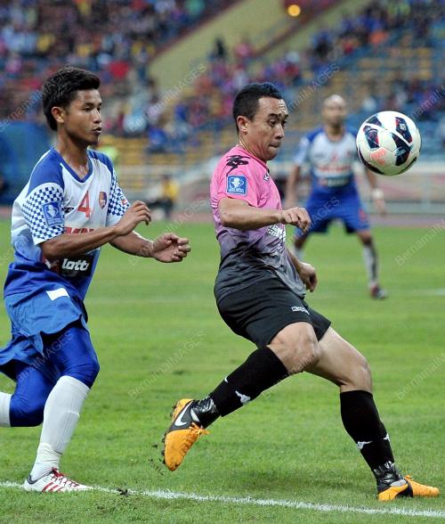 SG01_22012013_BOLA