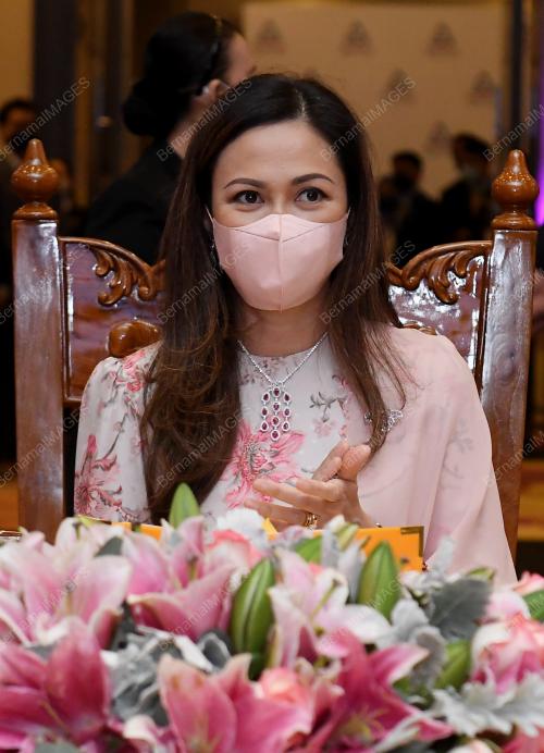 TENGKU PERMAISURI NORASHIKIN