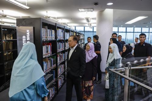 DATUK SERI ANWAR IBRAHIM