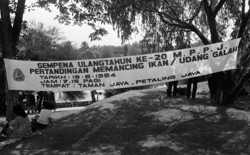 SG01_22102015_MEMANCING