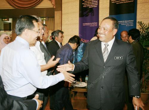 MOHD ZIN MOHAMED