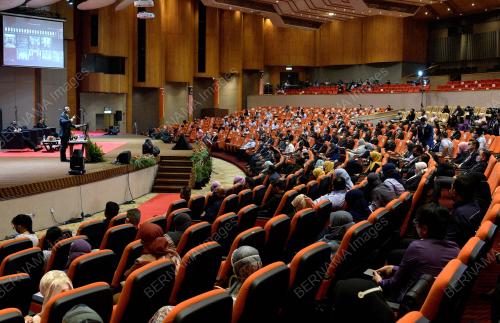 DATUK SERI AMIRUDIN SHARI
