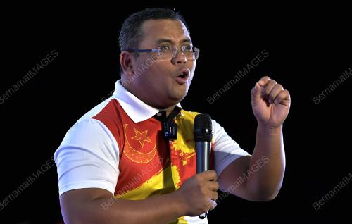DATUK SERI AMIRUDIN SHARI
