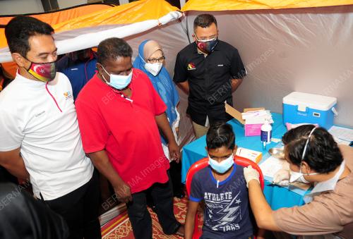 DATUK SERI AMIRUDIN SHARI