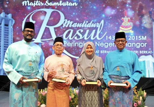 SG01_24122015_MAULIDUR