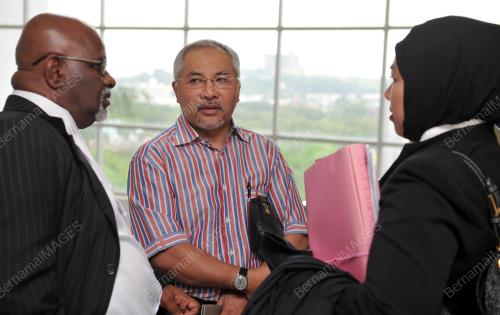 SG01_26032015_MAHKAMAH