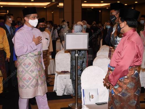 DATUK SERI MOHAMED AZMIN ALI