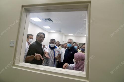 MAJLIS PENYERAHAN HOSPITAL TANJONG KARANG