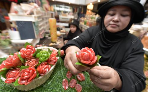 USAHAWAN GUBAHAN BUNGA