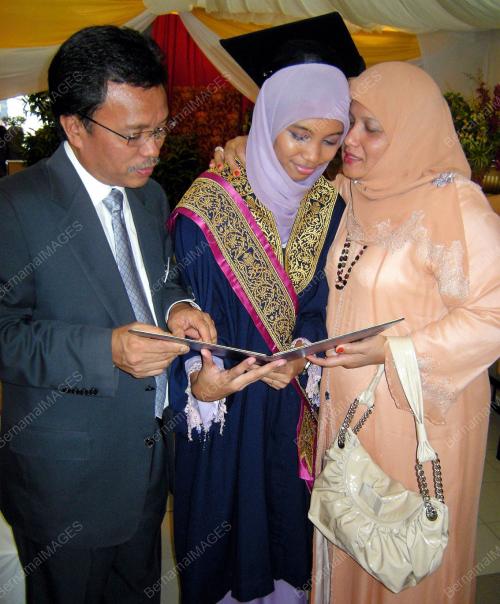 SABRINA MOHD SHAFIE