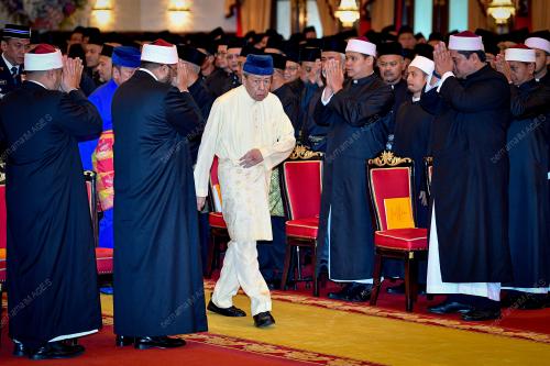 SULTAN SHARAFUDDIN IDRIS SHAH