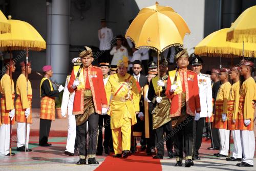 SG01_28032016_SIDANG_DUN