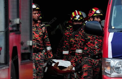 DUA PEKERJA MYANMAR MAUT DALAM KEJADIAN LANTAI KONKRIT RUNTUH