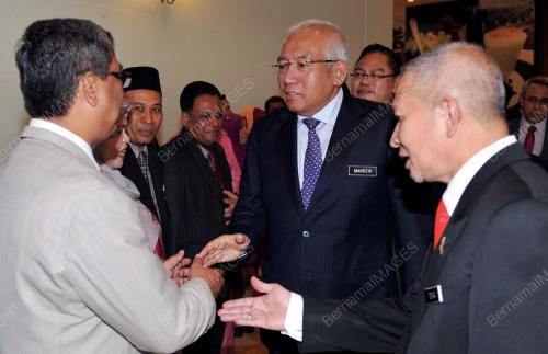 SG01_28102015_KPM_BITB