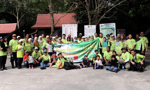 SG01_28122013_TANAM_POKOK