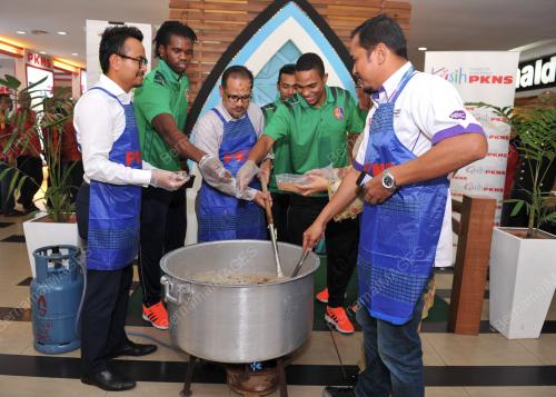SG01_29062015_PKNS_BUBUR