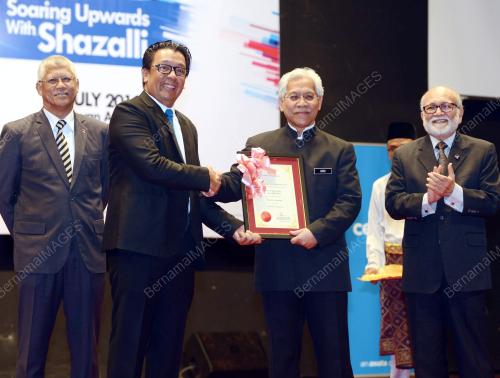 SG01_29072016_UITM_CEO