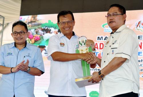 SG01_29082015_PELADANG