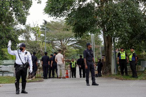 PENGGALIAN SEMULA KUBUR PALAPES SYAMSUL HARIS