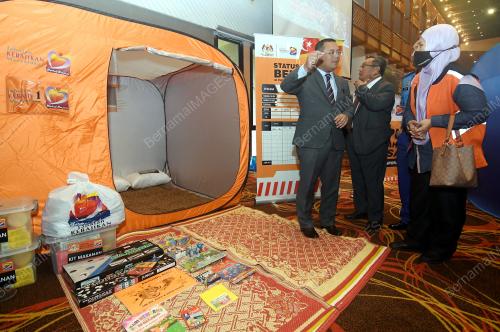 DATUK SERI AMIRUDIN SHARI