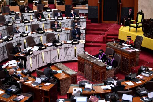 DATUK SERI AMIRUDIN SHARI