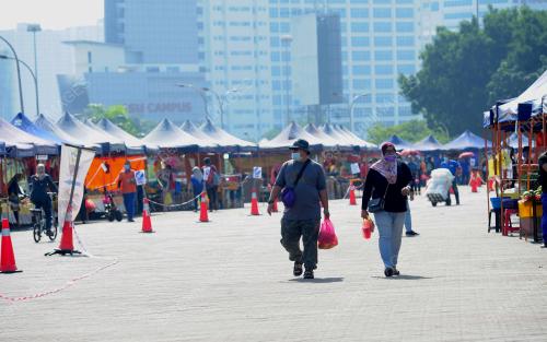 PEMATUHAN SOP PENGUNJUNG KE PASAR TANI