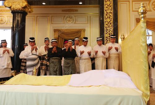 TUANKU MIZAN ZAINAL ABIDIN